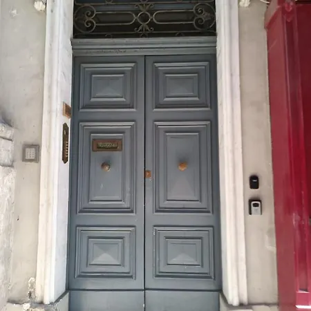 Charming & Traditional Flat In Center Esch1-2 شقة