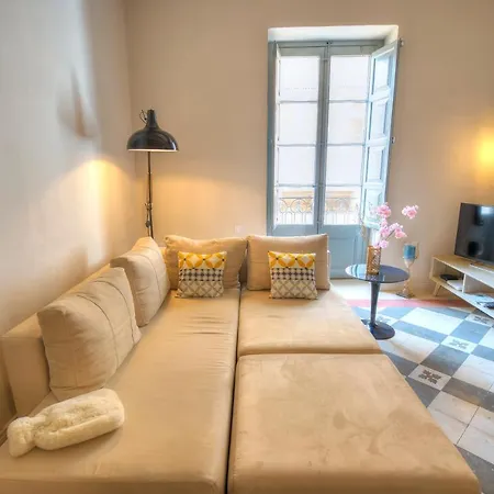 Charming & Traditional Flat In Center Esch1-2 Valletta